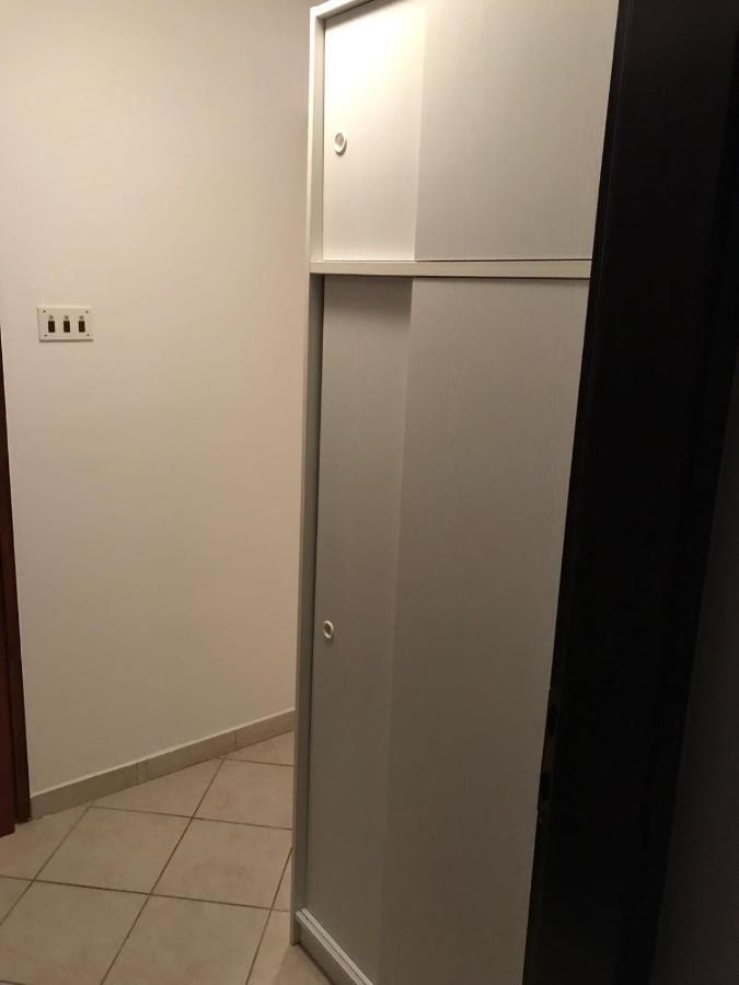 Jurisic Apartments Novalja Eksteriør bilde